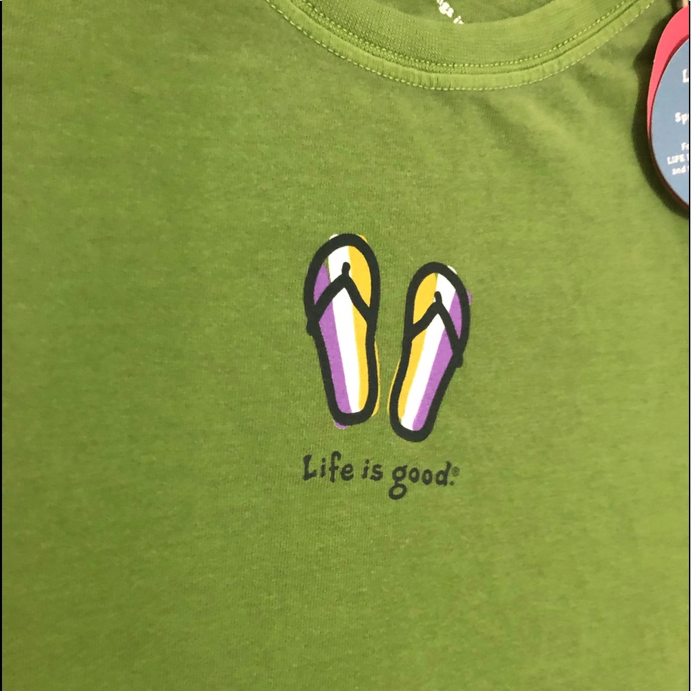 Girls Life is Good short sleeved tee